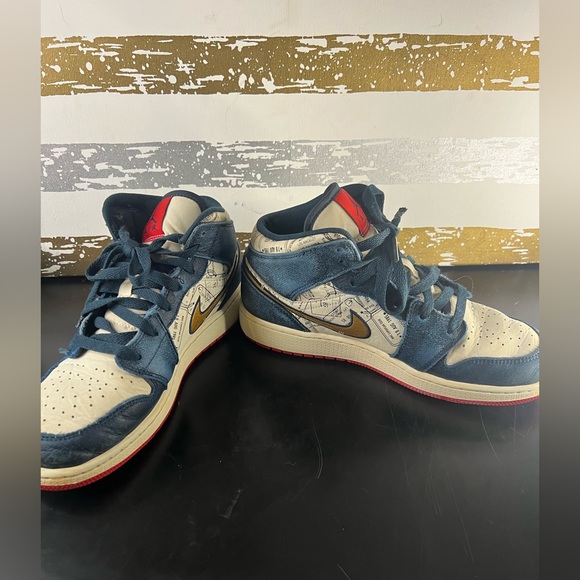 Jordan 1 “Take Flight” (GS) - Picture 5 of 7